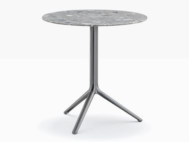 ELLIOT 5470 - Round aluminium table with 4-star base by Pedrali