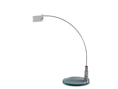 FALENA - Adjustable aluminium table lamp by FontanaArte