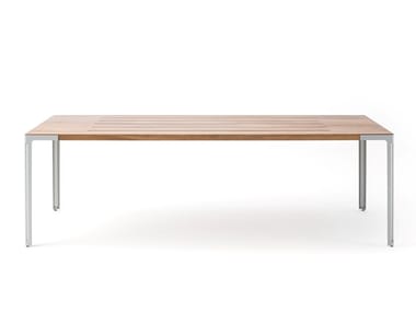 FAN WOOD - OUTDOOR - Iroko garden table by Desalto