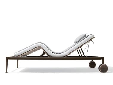 GEA - Recliner sun lounger with castors by Giorgetti