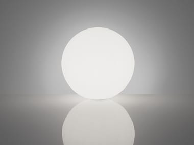 GLOBO - Polyethylene floor lamp by Slide