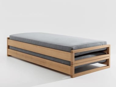 GUEST - Convertible wooden bed by Zeitraum