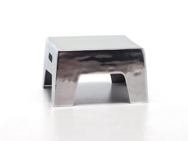 INOUT 45IN - Aluminium stool / coffee table by Gervasoni