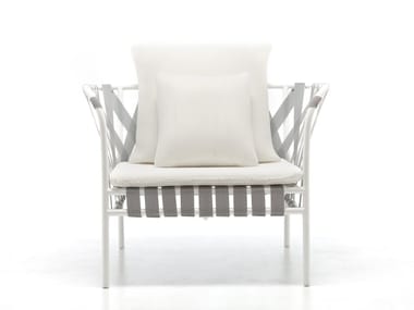 INOUT 851 - Powder coated aluminium garden armchair by Gervasoni