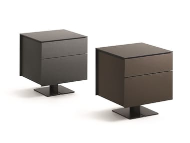 JUTA - Rectangular bedside table with drawers by Flou