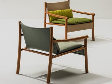 KATA - Garden armchair with armrests by Arper