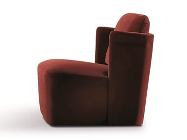 KEETON FIT - Upholstered fabric armchair with armrests by Meridiani