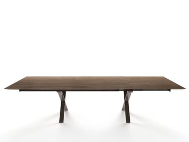 LAX - Extending wooden table by more