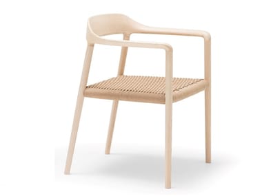 LICEO SO1546 - Solid wood chair with armrests by Andreu World