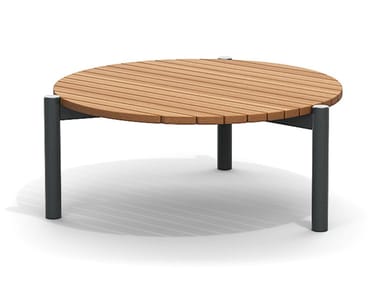 LOBSTER - Low round teak garden side table by Atmosphera