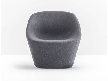 LOG 366 - Upholstered fabric armchair with armrests by Pedrali