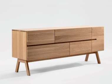 LOW ATELIER - Solid wood sideboard with drawers by Zeitraum