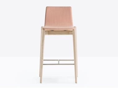 MALM? 242 - Upholstered stool with footrest by Pedrali