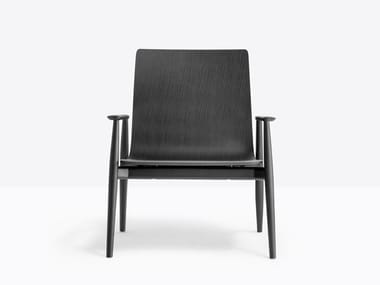 MALM? 299 - Ash easy chair with armrests by Pedrali