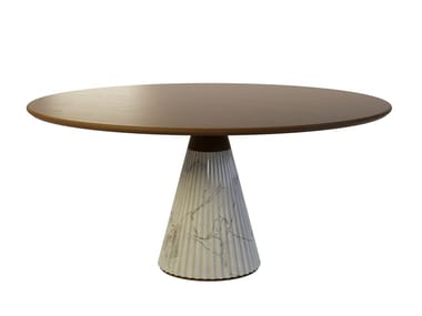 MARILYN - Oval ash table by Morelato