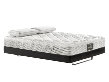 MASSAGGIO DELUXE - Double breathable Memoform mattress by Magniflex