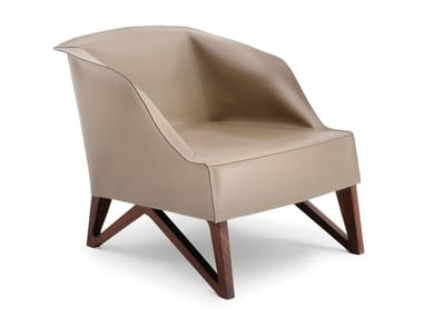 MOBIUS - Leather armchair by Giorgetti