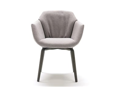 NAOS - Upholstered fabric chair with armrests by Misuraemme