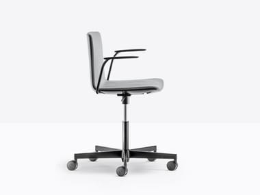 NOA 728/4 - Upholstered office chair with armrests with 5-Spoke base by Pedrali