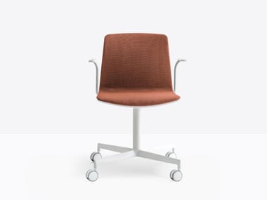 NOA 728 - Upholstered chair with 4-spoke base with armrests by Pedrali