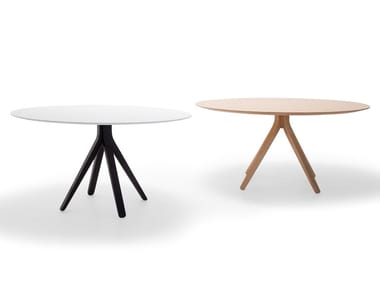 NUEZ TABLE - Round wooden table by Andreu World