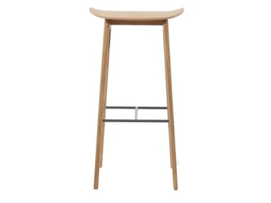 NY11 - High wooden stool by NORR11