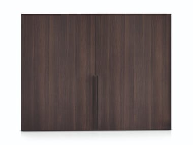 PLANA - Lacquered wooden wardrobe by Pianca