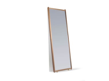 DORIAN - Freestanding rectangular framed leather mirror by Poltrona Frau