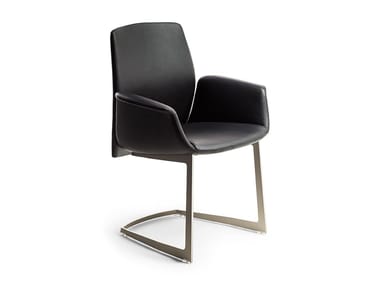 DOWNTOWN CONFERENCE - Cantilever leather reception chair by Poltrona Frau