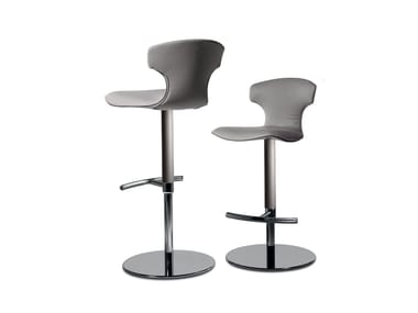 MONTERA MAS - Swivel high leather stool with back by Poltrona Frau