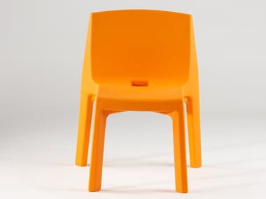 Q4 - Stackable polyethylene chair by Slide