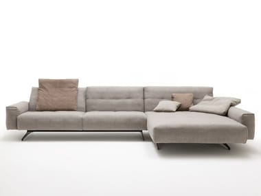 ROLF BENZ 50 - Sled base sofa with chaise longue by Rolf Benz