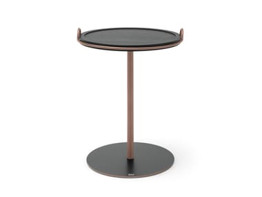 ROLF BENZ 922 - Round solid wood high side table by Rolf Benz