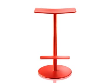 SEQUOIA - Powder coated steel stool with footrest by Magis