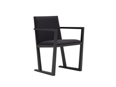 SERENA SO1346 - Chair with armrests with integrated cushion by Andreu World