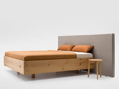 SIMPLE BOLD - Solid wood double bed by Zeitraum