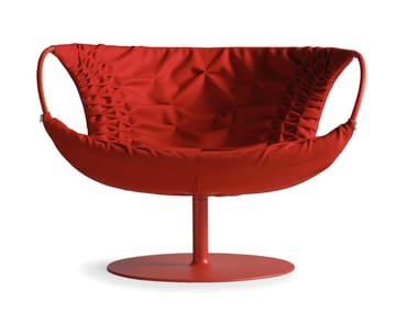 SMOCK - Swivel armchair with armrests by Moroso