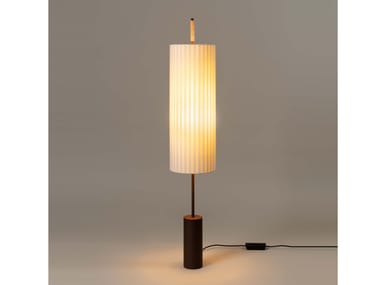 D?RICA - LED metal floor lamp by Santa & Cole