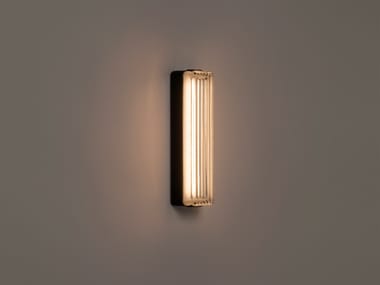 ESTADIO SINGULAR - LED wall-mounted outdoor steplight by Santa & Cole