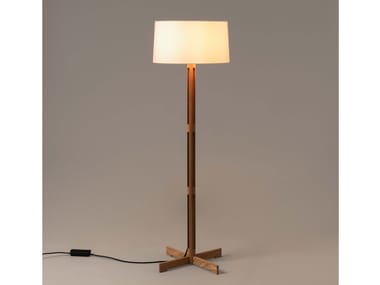 FAD - LED oak floor lamp by Santa & Cole