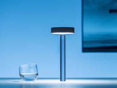 TeTaTeT Fl?te - LED cordless table lamp by Davide Groppi