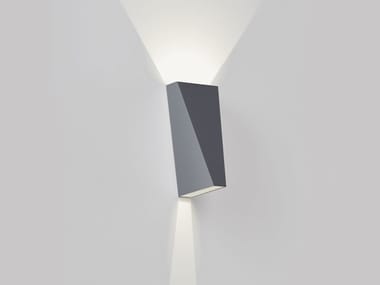 TOPIX - LED metal wall light by Delta Light