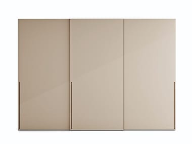 TRATTO - Lacquered wooden wardrobe by Pianca