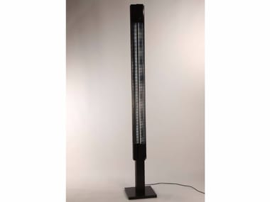 TR?S GRAND SIGNAL - Metal floor lamp by Serge Mouille