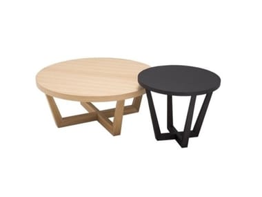 UVES ME3686 / ME3687 - Low round oak coffee table by Andreu World