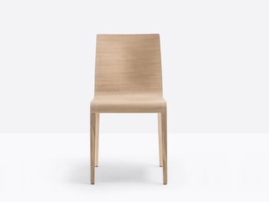 YOUNG 420 - Solid wood chair by Pedrali