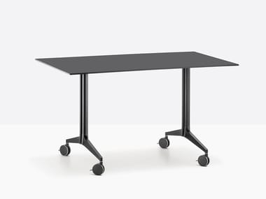 YPSILON TILTING - Folding rectangular metal table with casters by Pedrali