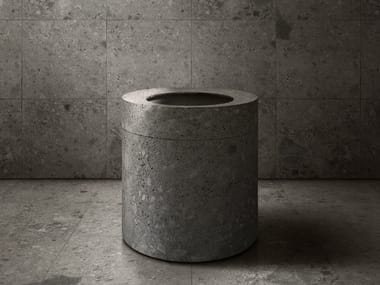 ANIMA LIQUIDA - Freestanding round natural stone washbasin by Antonio Lupi Design