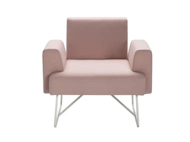 FEDRA - Upholstered fabric armchair with armrests by Frezza