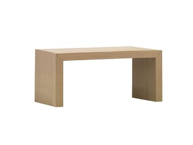 CLOSED BENCH OAK - Oak bench seating by Andreu World